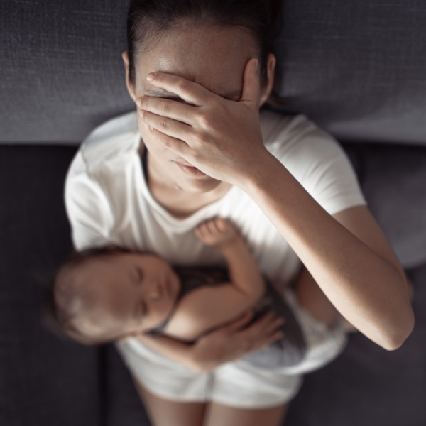 最近很常失控吼孩子？別忽視長時間為人母親的精神壓力，造成的「親職倦怠」