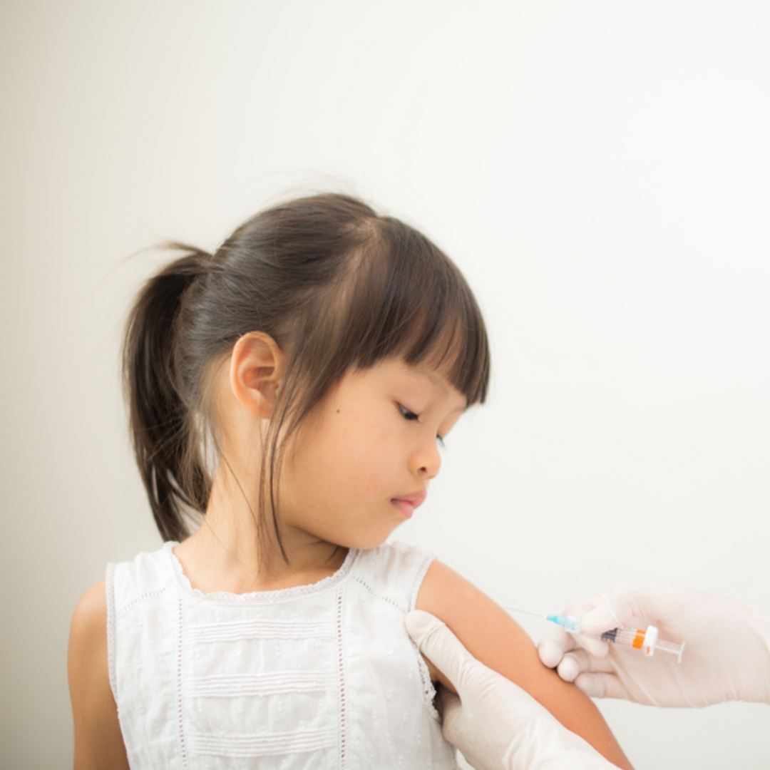 2歲～7歲健兒門診重點檢查項目，常規疫苗接種時程、施打部位、副作用總整理！
