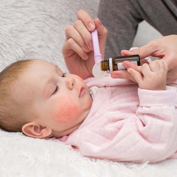 異膚兒服用類固醇6週體重暴增1/4，6個月以上嬰幼兒中重度異膚有新解！
