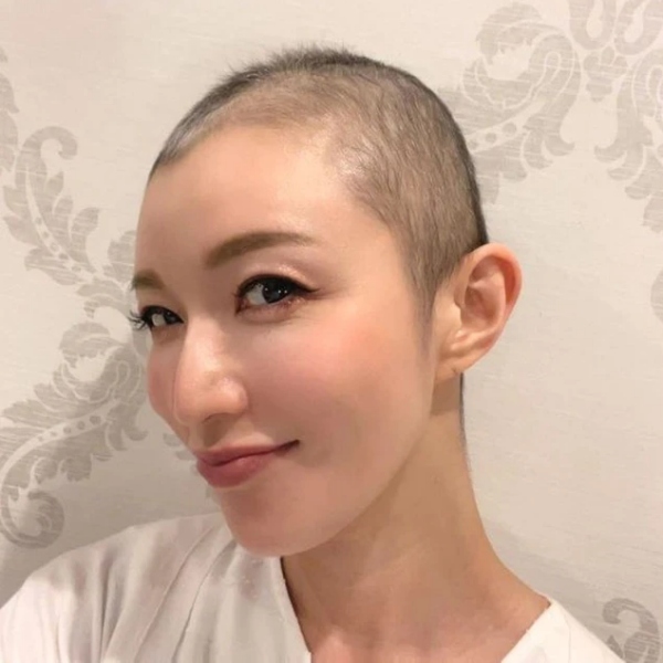 日本美女醫師罹癌不幸離世，生前堅持美麗抗癌、積極享受生命，部落格滿滿罹病紀錄