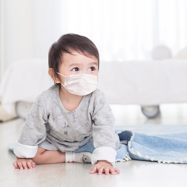 嬰幼兒生病要就醫，何時掛門診？何時又該掛急診？吃了藥不見效該換另外一家嗎？