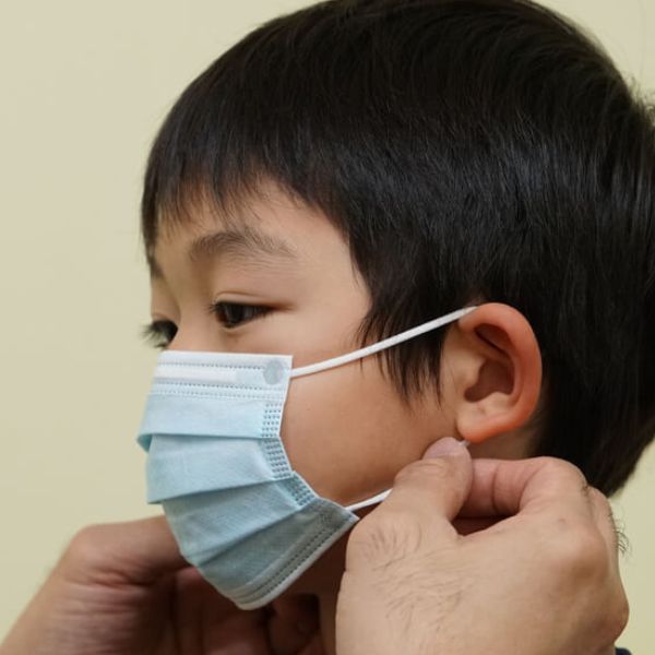 感冒併發「鼻竇炎」竟是口罩戴太久惹禍！疫情後兒童鼻竇炎病例翻倍