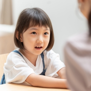 孩子難以溝通？先問自己「你活得像個人」嗎？因為你給不出自己沒有的東西