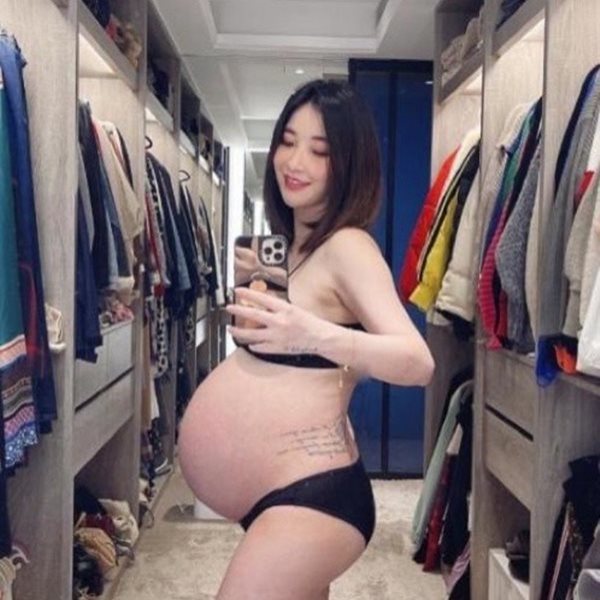 許維恩生了！爸爸王家梁迎接前世情人「忒忒」誕生，出生前就把寶貝女兒的衣服被子都清洗過