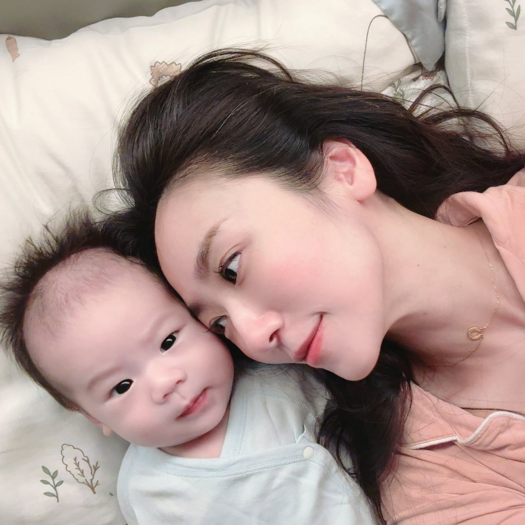 蔡允潔3C育兒怕被公審，嘆：媽媽終究也是人，渴望能有幾分鐘喘息