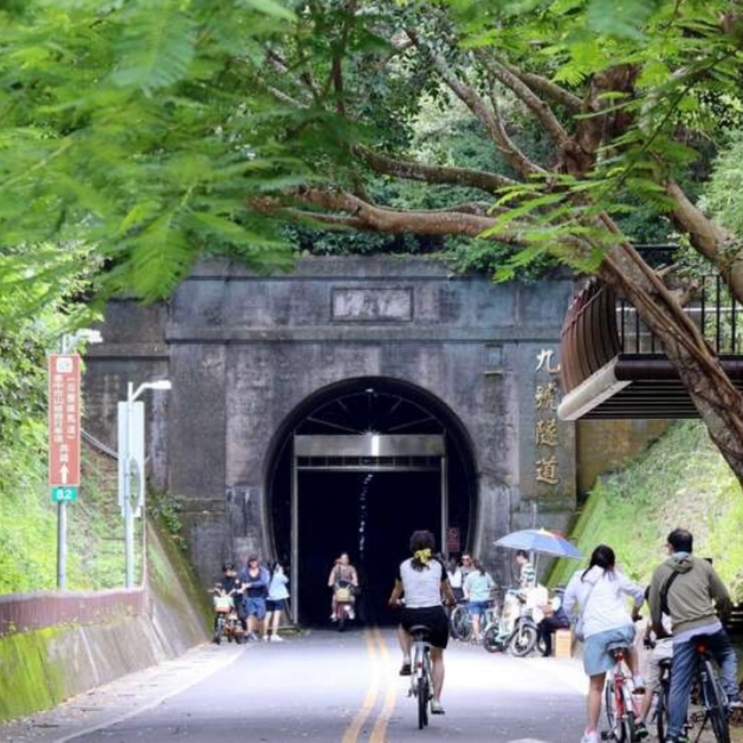 后豐鐵馬道男童遭撞噴血！救護車進不來，醫師出手救援