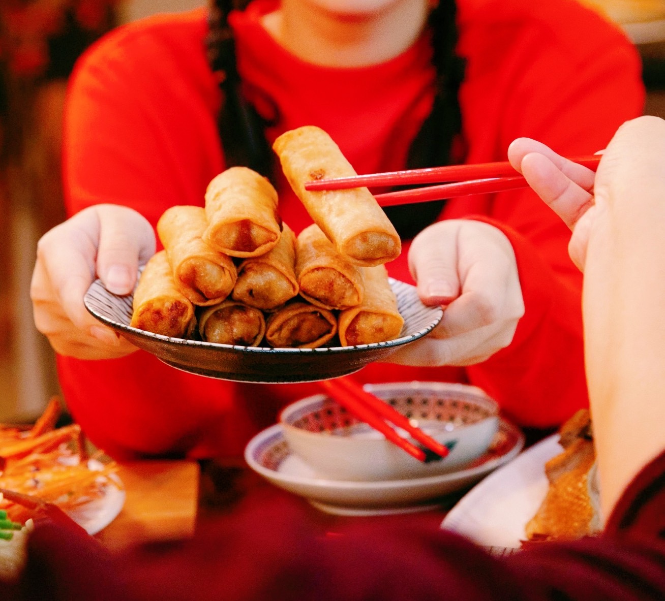 年節聚餐怎麼吃不發胖？中醫師：飲食順序是關鍵！第一口吃「這個」最好