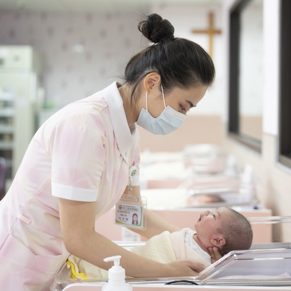 華仁愛產後護理之家．以六全服務守護婦幼健康！專業產後照護開啟一家人的幸福人生