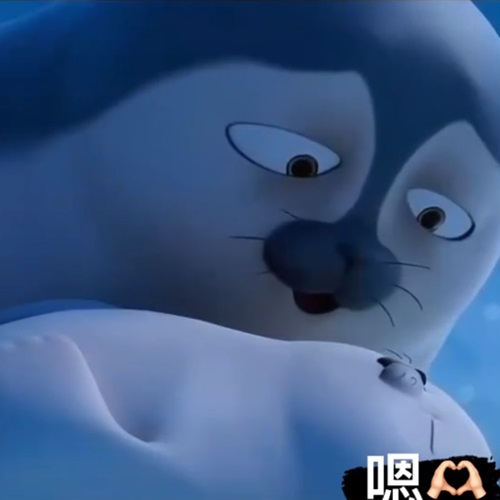 媽媽們半夜都是這樣被療癒的吧！盯著孩子可愛睡臉聞味道、玩小手小腳，少不了磨蹭加親吻