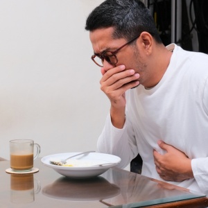 「寶林茶室」食物中毒危機，已有一人死亡，專家推測可能是「米酵菌酸」中毒