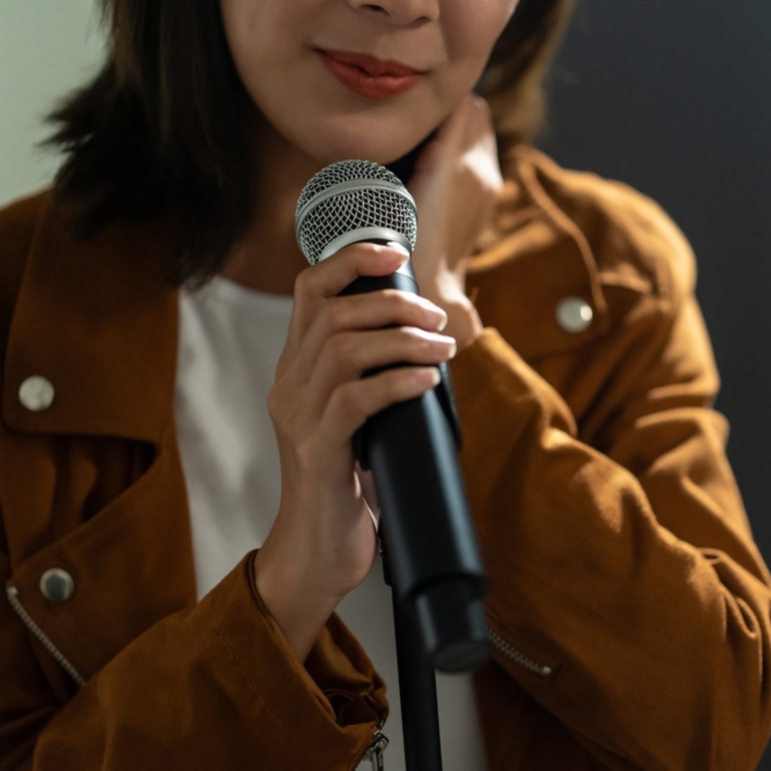 新手媽媽一起唱歌，竟能改善產後憂鬱！英國研究揭音樂療癒潛力