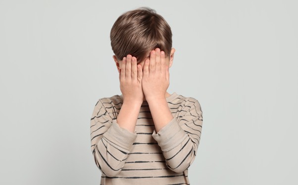 外遇不是「夫妻的事」，是全家的創傷！唯有父母勇於承擔，孩子才會相信，愛仍然值得被期待