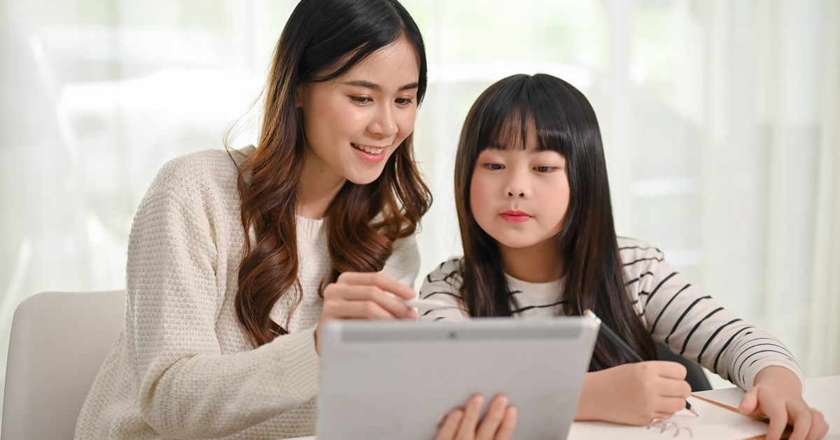 【從人類圖看親子】投射者教養術智慧，把探照燈轉回人生所愛