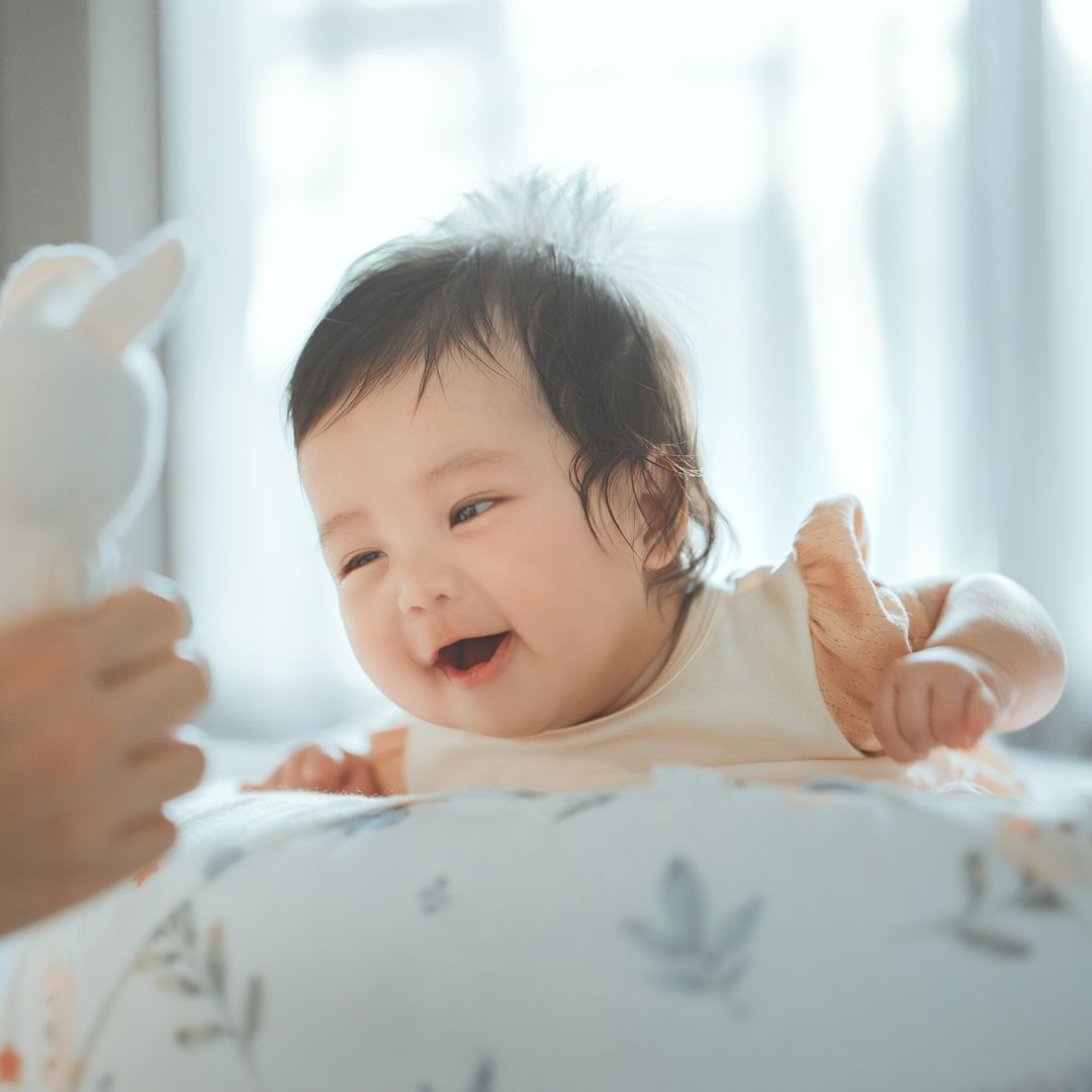 從哭到笑認識寶寶情緒，建立安全感很重要