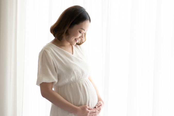 孕期補充藥品級益生菌．有助改善便祕，阿德比膠囊陪你輕鬆度過孕期