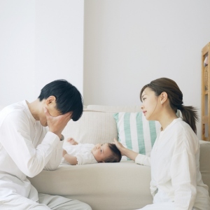 說不出「抱歉！我要回家」，有了孩子才發現另一半不是養育孩子的好隊友！生之前，你真的想清楚了？