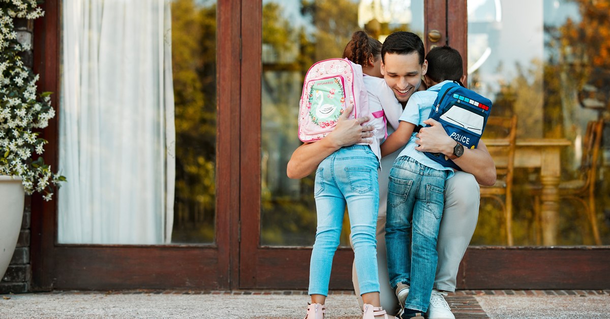 【全職爸爸育兒誌】開學第一天的拍照儀式與感動，限定小一生家長