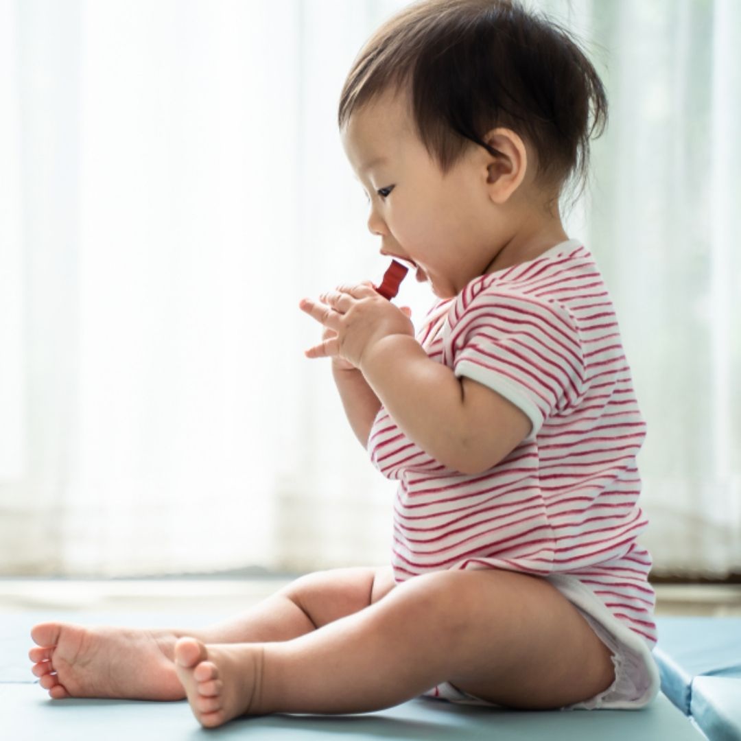 台中2歲童吞塑膠球「腦性麻痺，無語言能力」，保母判處1年8個月有期徒刑