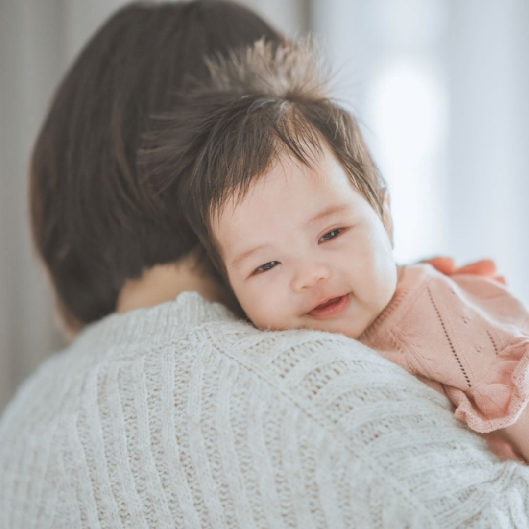 孩子只黏一個家長，是偏心嗎？心理學揭開「依戀」的真正意義