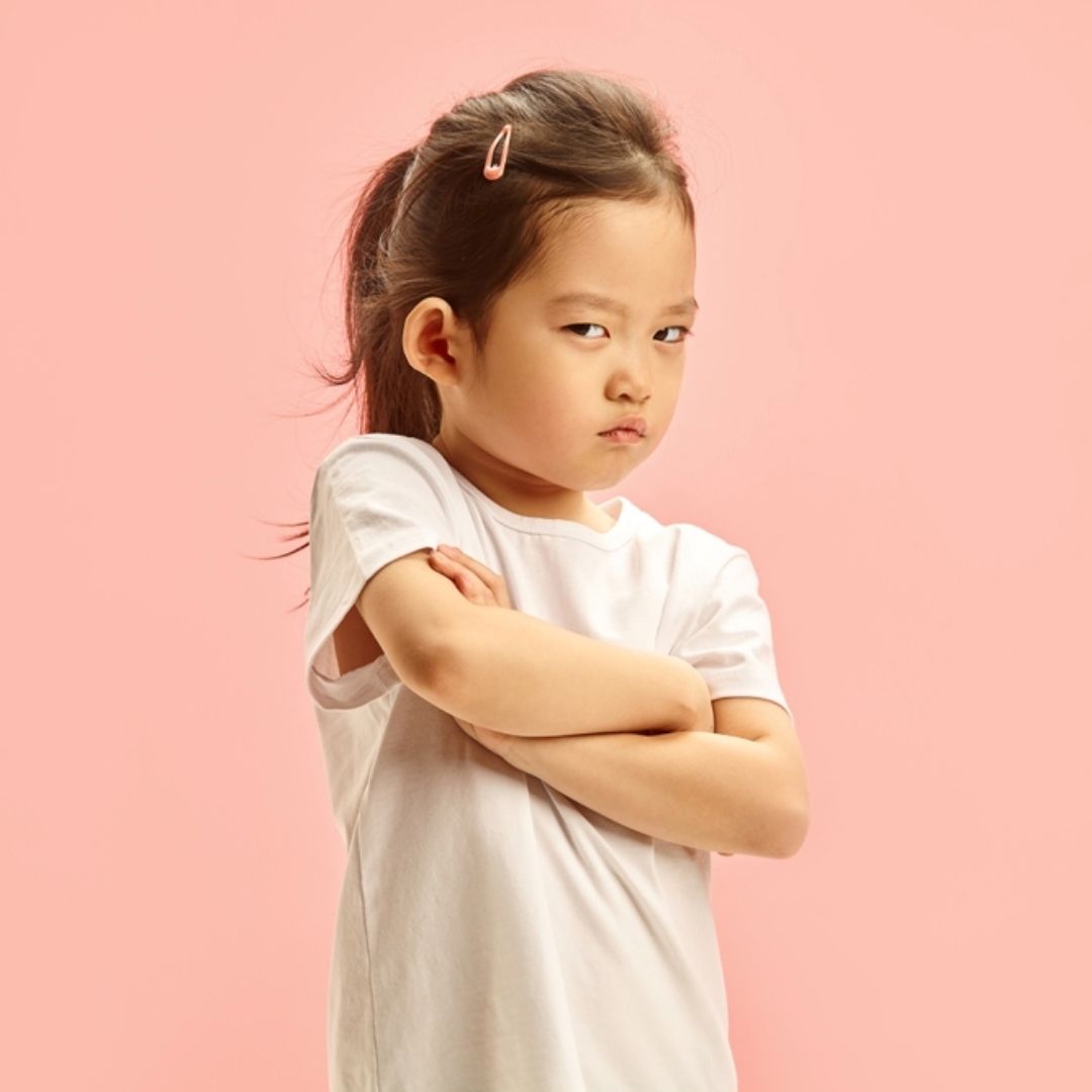 孩子開始愛頂嘴怎麼辦？父母如何回應，決定孩子未來是理性表達，還是對抗、逃避或壓抑情緒的溝通模式
