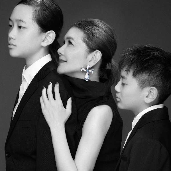「一五一十‧讓愛聚首」齊聚張清芳與珠寶藝術家Cindy Chao、製作人陳鎮川、攝影大師林炳存，聯手策展為兒童醫療盡一份力