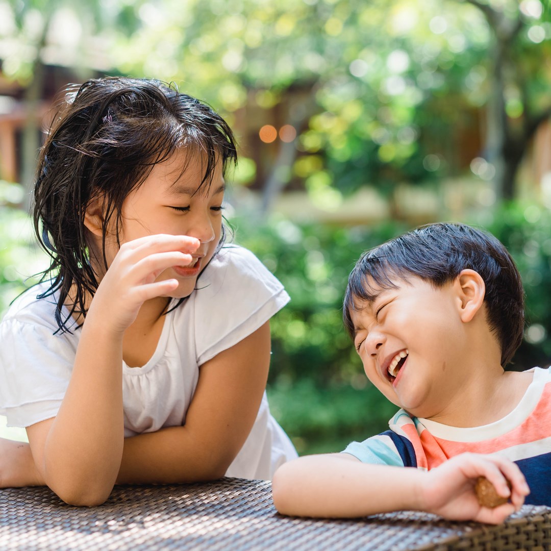 【全職爸爸育兒誌】日常生活中看到的孩子並非全部，觀察孩子與人互動的表現更可看出特性
