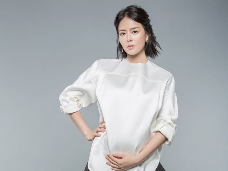 劉香慈新女力崛起：「沒人可以為誰犧牲一輩子！一手餵奶一手看劇本，當媽媽不用放棄夢想！」