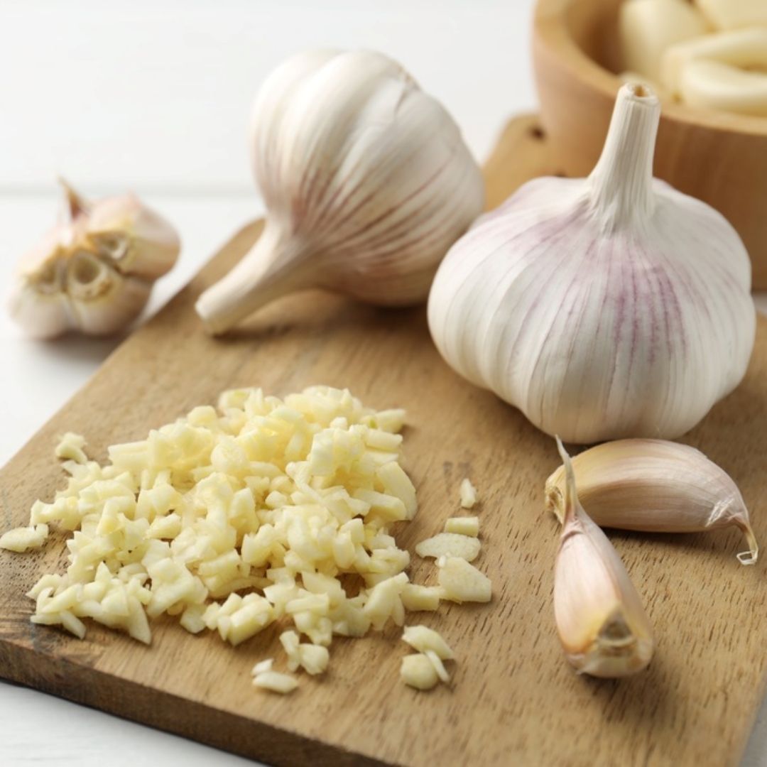 蒜頭發芽還能吃嗎？農糧署一張表告訴你，放錯地方更容易發芽！