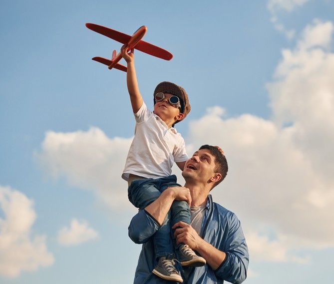 托育補助333新制5/1上路！三鬆綁三加碼三新增，加碼升級9招，爸媽不再蠟燭兩頭燒