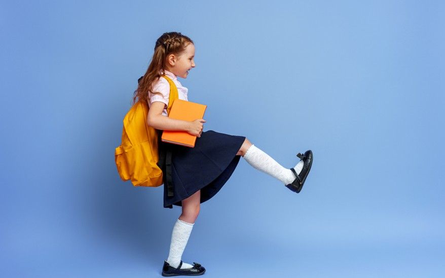 蔣萬安推每天減班1小時！台北爸媽不用趕著接小孩，家有12歲以下寶貝就適用 ，時間、條件、補助方式一次看