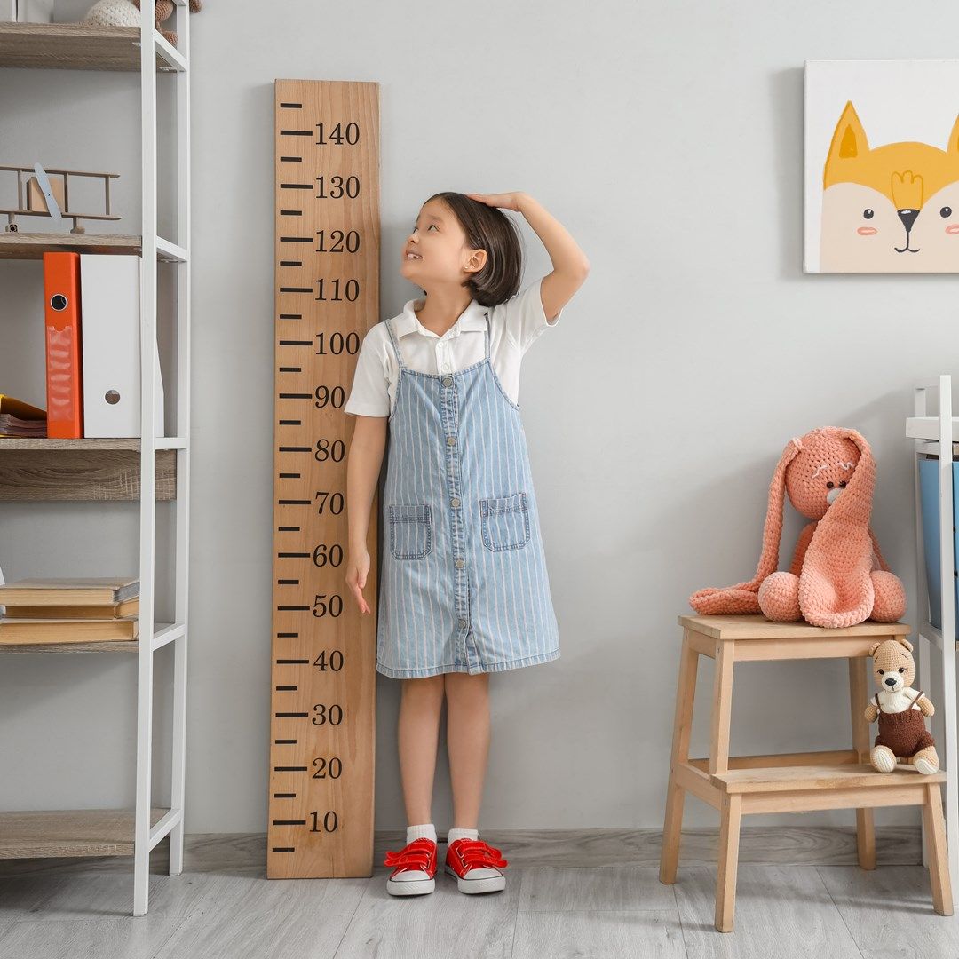 台灣19歲成人身高落居鄰近國家後段！四成家長憂孩子偏矮、三成實際就醫，焦慮與行動落差大，醫籲把握6～16歲成長黃金期