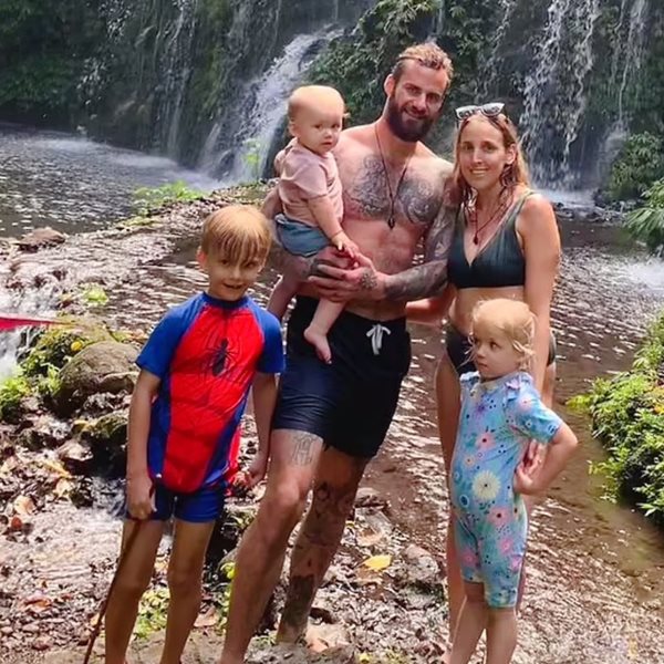 英國夫婦賣掉房子搬到巴厘島，這位爸爸：以前只有子女睡前1小時的親子時間！現在終於實現每天送孩子上學的夢想