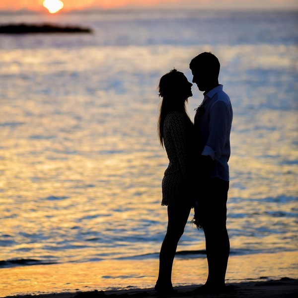 恭喜新人修成正果，進入婚姻新篇章！5本幫助你經營婚姻關係的真摯書單