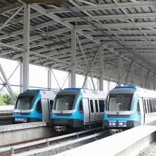 新北八里線通車！親子新玩法搭輕軌賞淡水河日落，一日遊不塞車超輕鬆