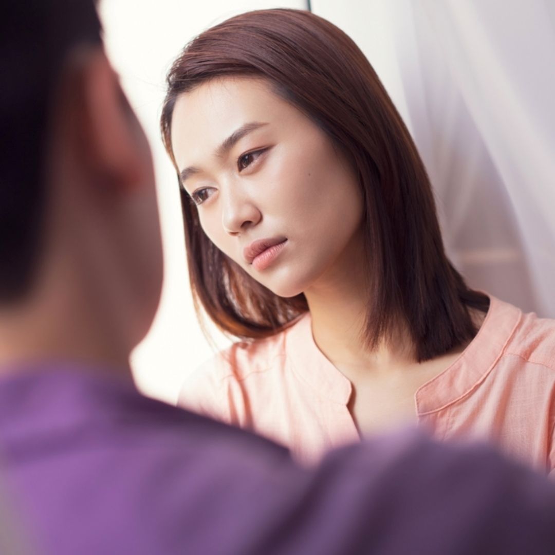夫妻漸行漸遠，你有多久沒有好好聽對方說話？理解對方，不代表否定自己的感受