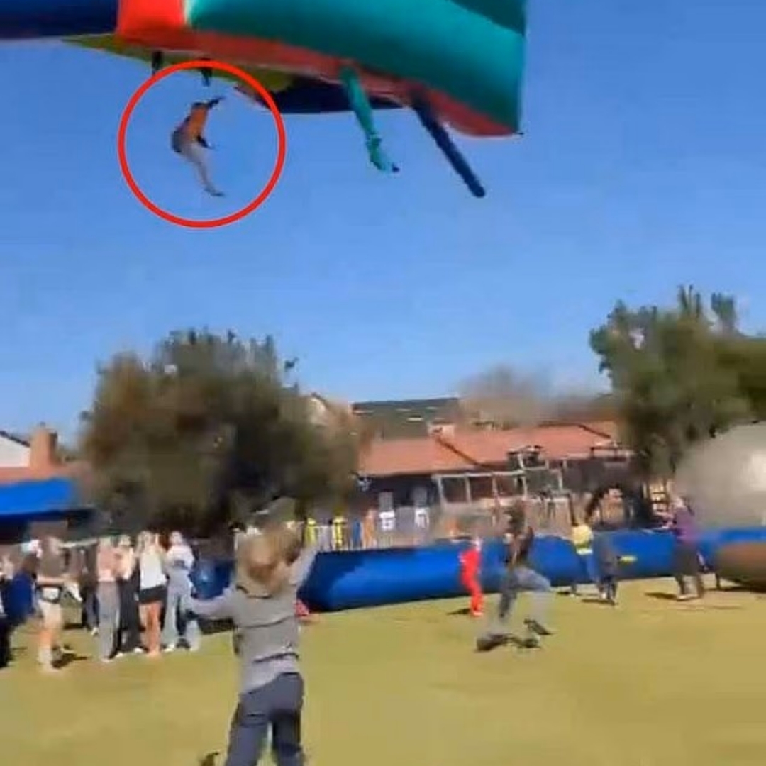 充氣城堡恐怖意外，4國小學童被吹至三樓高重摔。類似致死事件頻傳，家長應提高警覺！