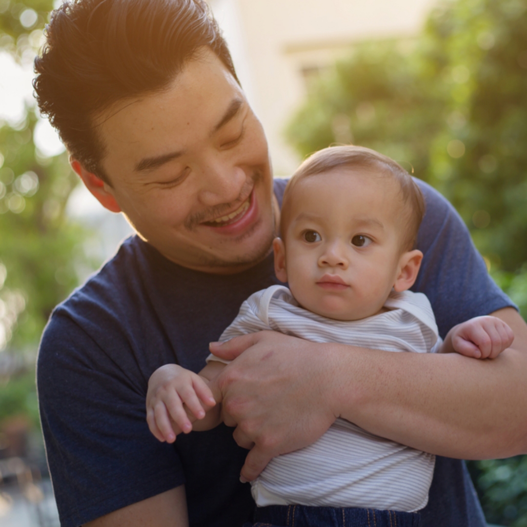 勞動部修法！雙親皆已領取滿6個月育嬰留職停薪津貼，將可再各自額外申領1個月津貼，估2.1萬人受惠