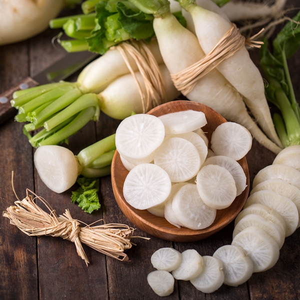 白蘿蔔是抗癌好物！蘿蔔湯太單調？加「這些」一起煮，味道及營養更多元