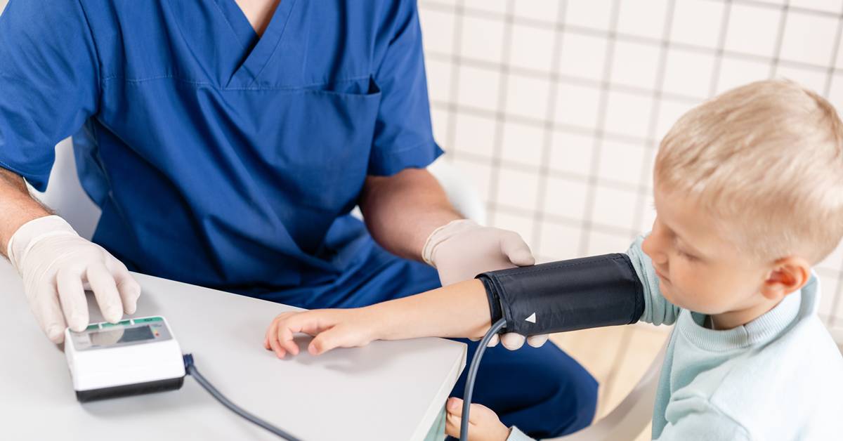 【三總婦幼天地】孩子也會高血壓？別讓這「隱形敵人」傷了寶貝的心臟！ 