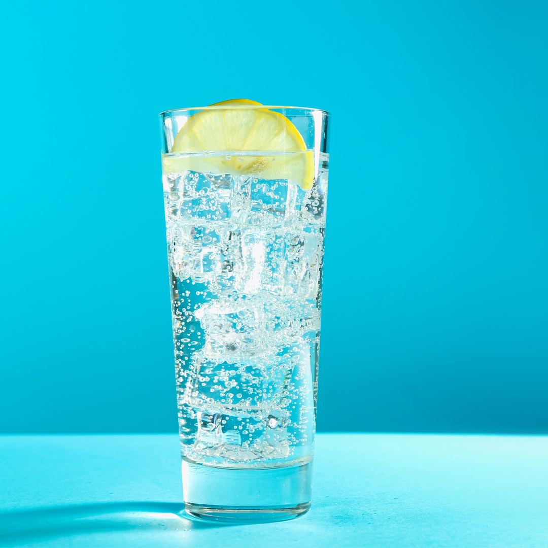 喝氣泡水會蛀牙嗎？喝氣泡水會傷胃嗎？氣泡水功效、迷思一次搞懂