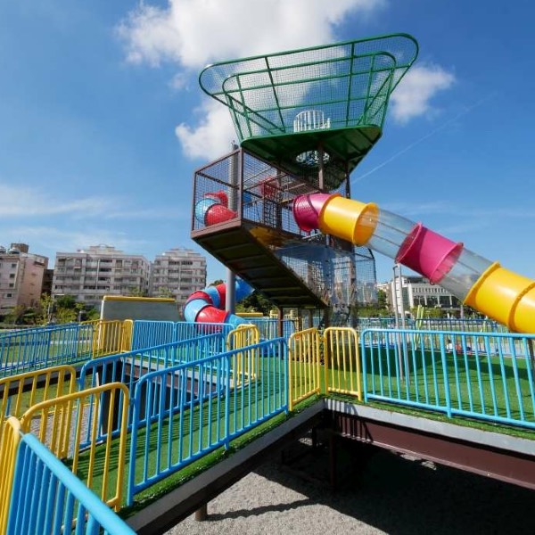 台南健康綠洲公園－衝10米高塔船艦溜滑梯，暢玩高速滑索！