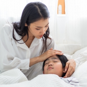 川崎氏症讓孩子燒不退，可能讓冠狀動脈發炎形成動脈瘤。心肌梗塞的青壯年或許就是幼年得過，但沒接受治療