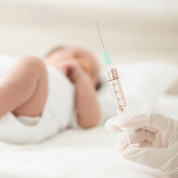 美國嬰幼兒疫苗率先開打！CDC：不論是否曾染疫，都建議盡快施打疫苗