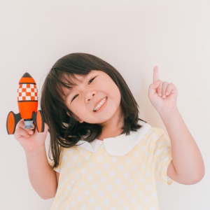 希望女孩不輸男孩，就別一直對她說「你好可愛」「你好漂亮」！