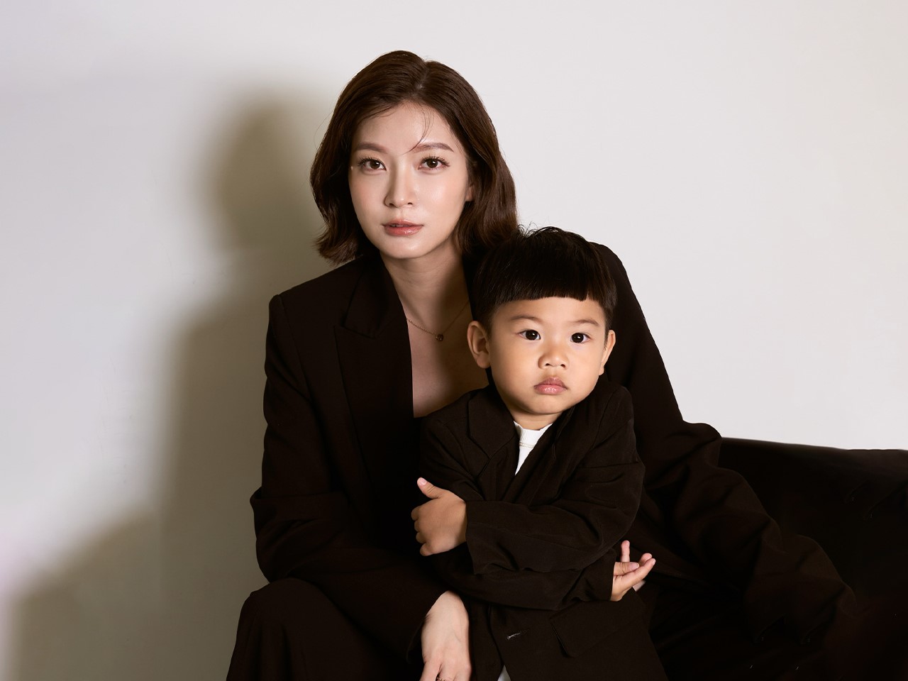 從孕期到育兒，CIMOR為媽媽開啟高效智慧養護，讓肌膚在每個階段都能保有彈力光澤