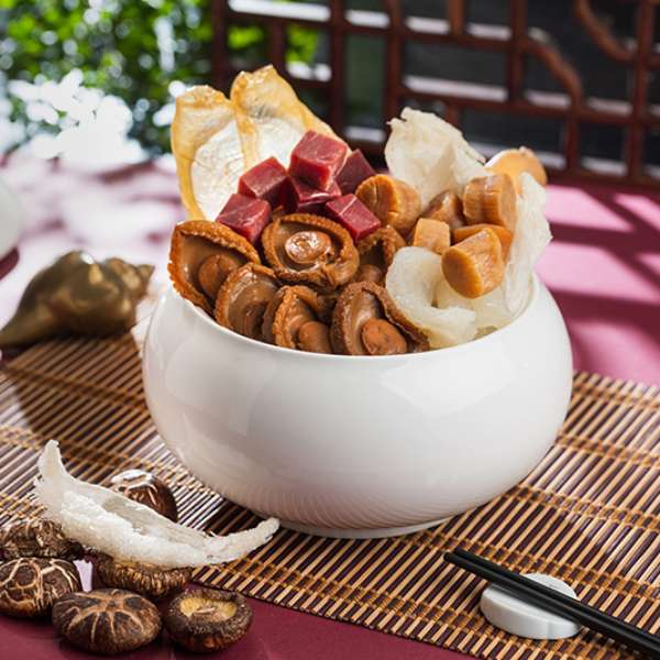 2024全台飯店年菜外帶推薦Top11！「文華東方」慢燉佛跳牆太奢華、「台北晶華」精緻豪華適合小家庭！