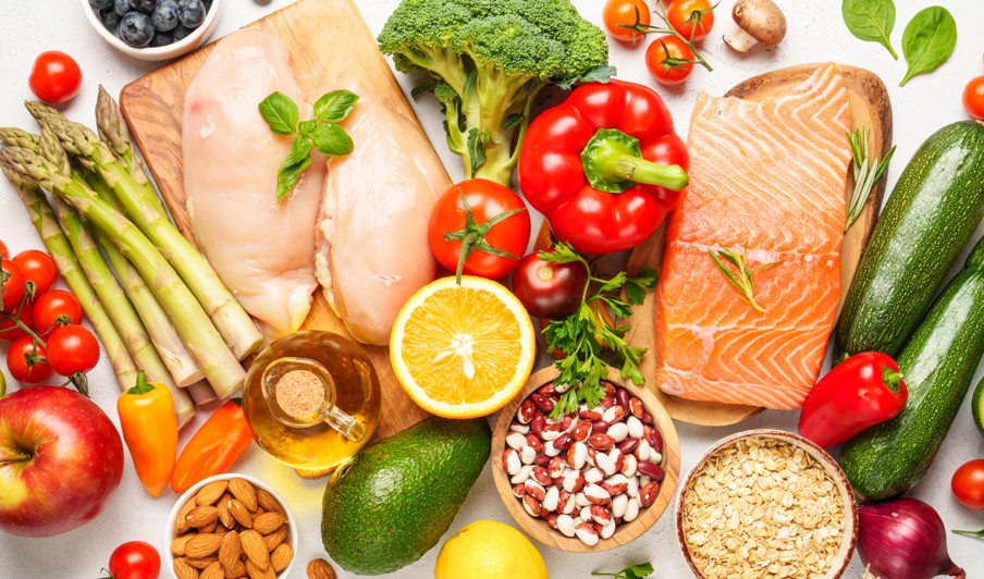 孕媽媽補鐵就吃這6種食材！牛奶與高鈣食物恐影響吸收，建議間隔「這時間」