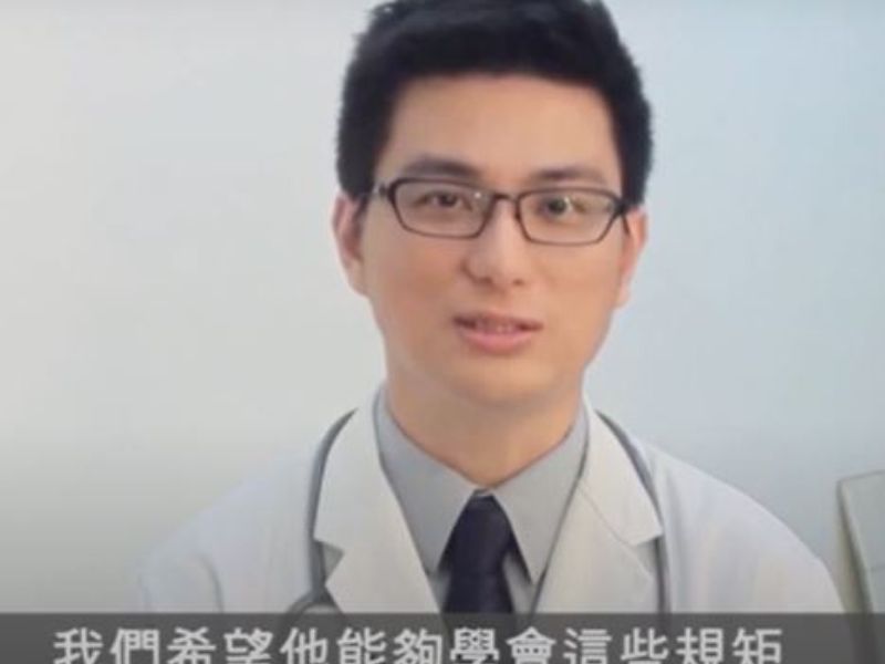 黃瑽寧．名人奶爸經
