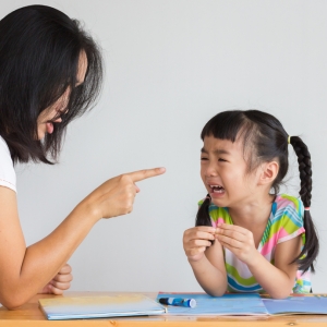 孩子失控，別只會吼他。成為冷靜家長7步驟，這件事絕不可省略