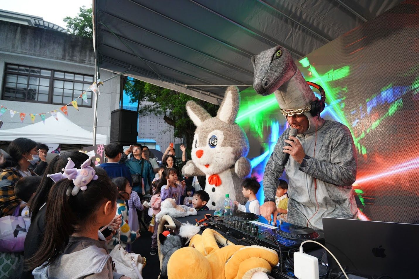 BABY RAVE